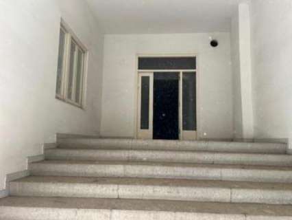 Local comercial en venta en Lleida