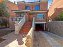 Chalet en venta en Laguna de Duero