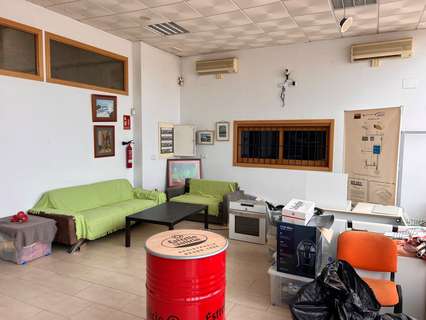 Nave industrial en alquiler en Palomares del Río