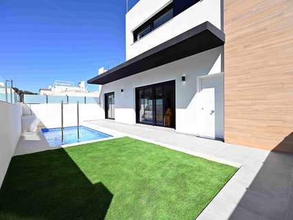 Villa en venta en Orihuela Villamartín