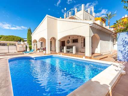 Villa en venta en Torrevieja Punta Prima