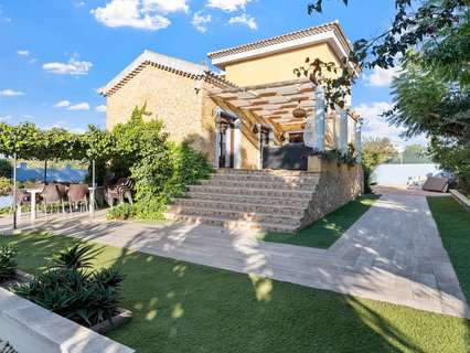 Villa en venta en Santa Pola zona El Poble Llevanti