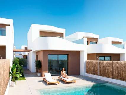 Villa en venta en Los Montesinos zona La Herrada