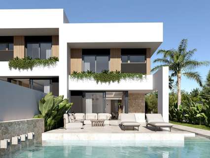 Villa en venta en Orihuela zona Villamartín