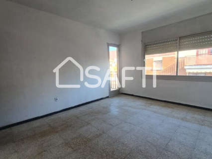 Apartamento en venta en Sant Boi de Llobregat, rebajado