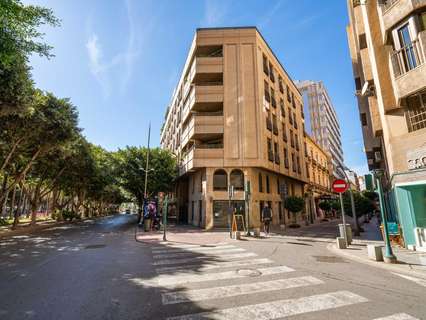 Plaza de parking en venta en Almería