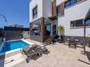 Chalet en venta en Almería