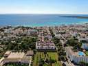 Planta baja en venta en Son Servera