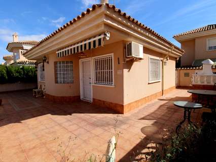 Chalet en venta en Torrevieja