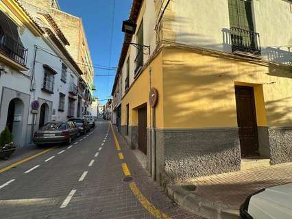 Casa en venta en La Zubia