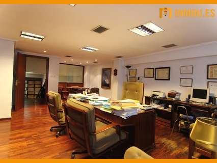 Oficina en venta en Ourense