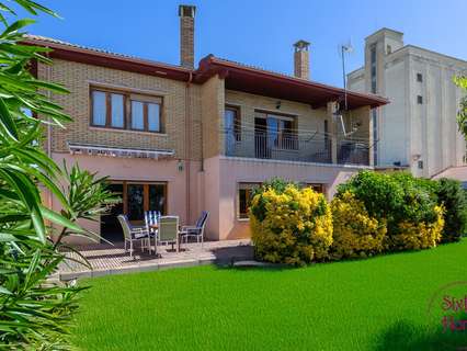 Chalet en venta en Angüés