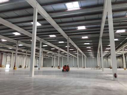 Nave industrial en alquiler en Dos Hermanas