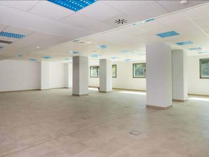 Oficina en alquiler en Tomares