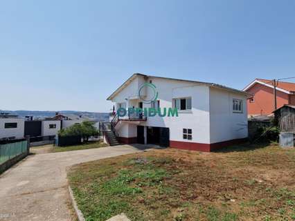 Chalet en venta en Oleiros