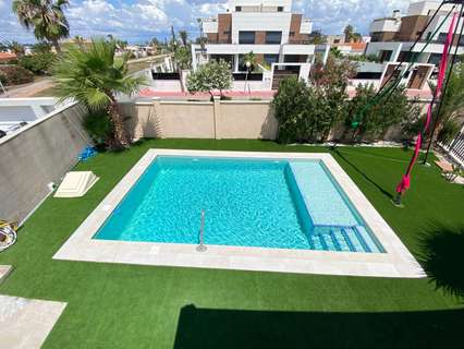 Chalet en venta en Torrevieja rebajado