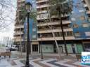 Local comercial en alquiler en Gandía