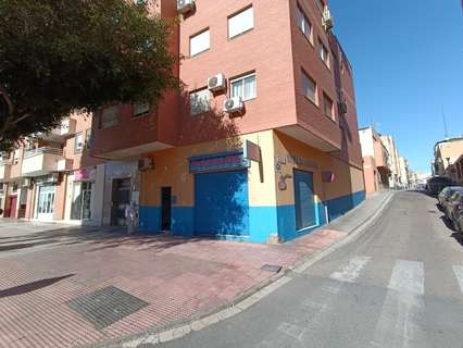 Local comercial en alquiler en Almería