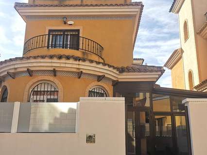 Villa en venta en Los Montesinos La Herrada