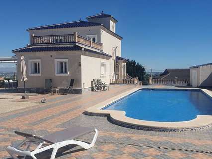 Villa en venta en Algorfa zona Alicante