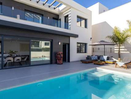 Villa en venta en Algorfa zona Alicante