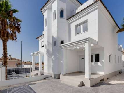 Villa en venta en San Fulgencio zona El Oasis