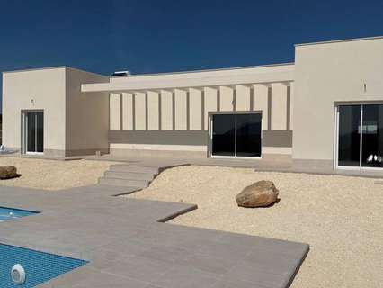 Villa en venta en El Pinós/Pinoso