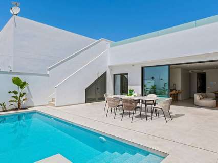 Villa en venta en Los Alcazares zona Serena Golf