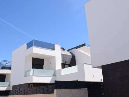 Villa en venta en Benijófar zona Alicante