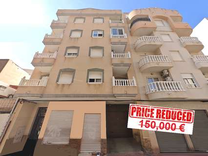 Apartamento en venta en Torrevieja zona Beach Apartment rebajado