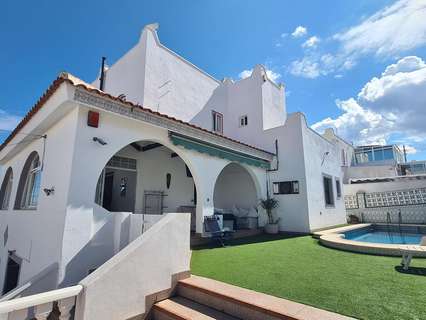 Villa en venta en Orihuela zona Villamartín