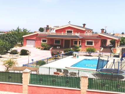 Villa en venta en Orihuela zona La Campaneta