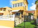 Villa en venta en Orihuela zona Villamartín