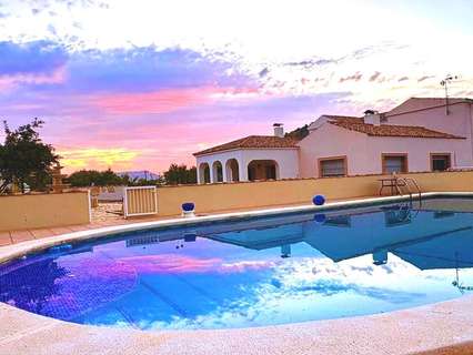 Casa rústica en venta en El Pinós/Pinoso