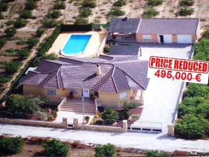 Villa en venta en Orihuela