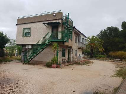 Chalet en venta en Petrer