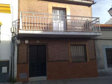 Casa en venta en Rosal de la Frontera, rebajada