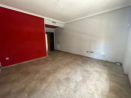 Piso en venta en Linares