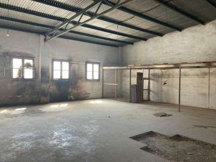 Nave industrial en venta en Lora del Río