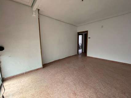 Piso en venta en Linares