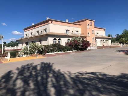 Local comercial en venta en Baeza
