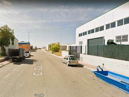 Nave industrial en alquiler en Los Montesinos zona Distrito 1