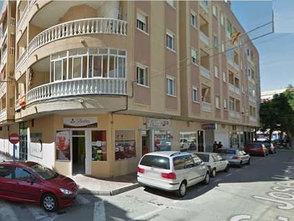 Local comercial en alquiler en Torrevieja zona Playa del Acequión