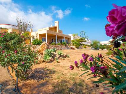 Chalet en venta en Cartagena zona Cabo de Palos rebajado