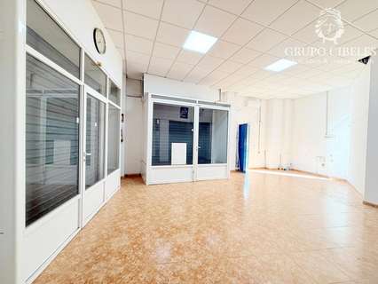 Local comercial en alquiler en Almería