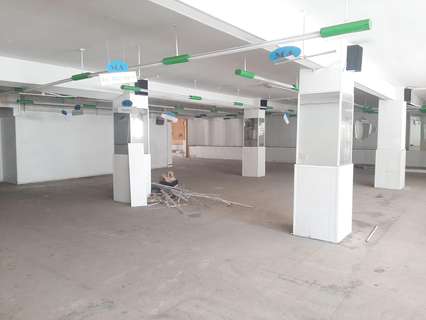 Local comercial en venta en Badalona