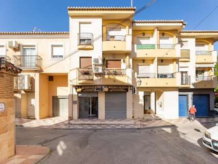 Local comercial en venta en La Zubia