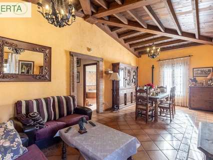 Casa en venta en La Zubia
