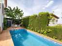 Casa en venta en La Zubia