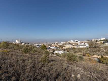 Parcela rústica en venta en La Zubia